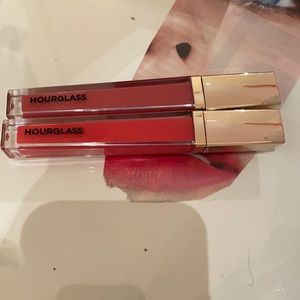 Hourglass gloss duo